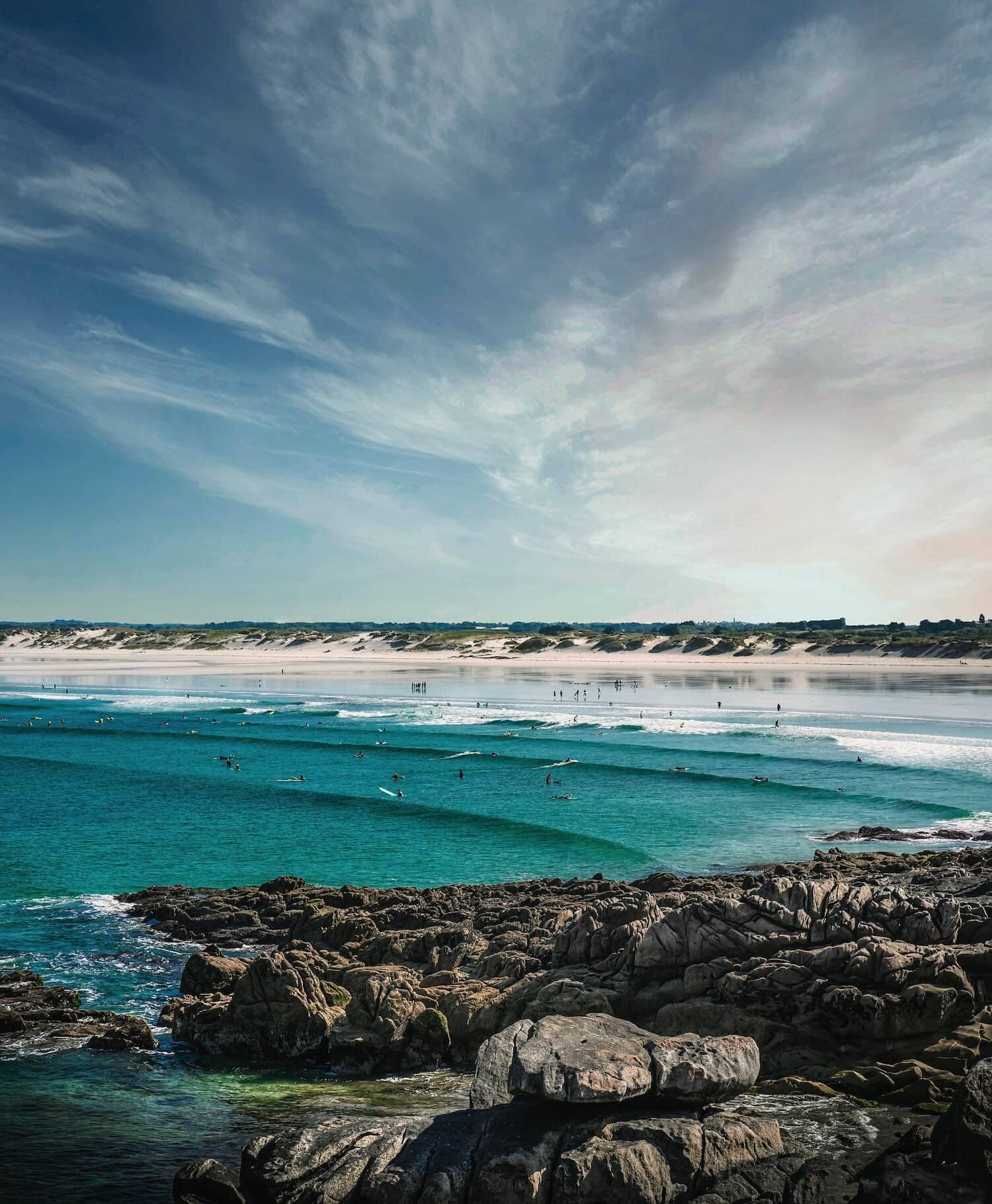 La Pointe de la Torche : une plage de 2km au coeur d'un site naturel et sauvage en Bretagne