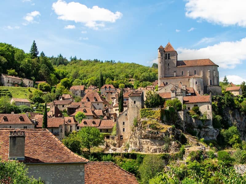 Saint-Cirq-Lapopie, un des plus beaux villages de France dans le département du Lot