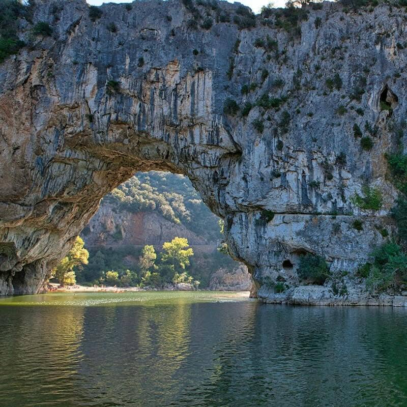 Vallon-Pont-d'Arc en sur Ardèche