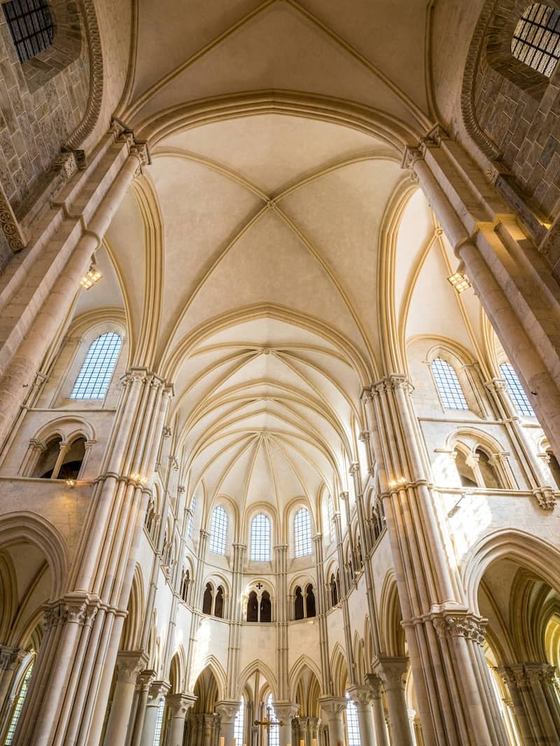 Basilique Sainte-Marie-Madeleine de Vézelay dans l'Yonne (Bourgogne-Franche-Comté)