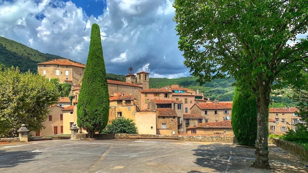 Village de Fayence dans le Var en région Provence-Alpes-Côte d'Azur