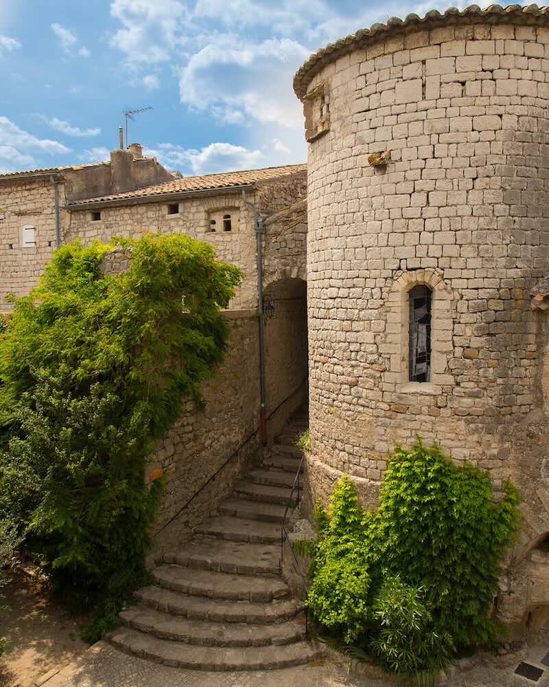 Village de Balazuc dans le département de l'Ardèche en région Auvergne-Rhône-Alpes